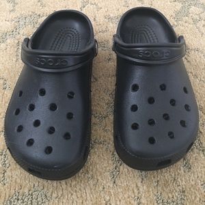 Black Crocs - unisex
