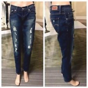 Too super low Levi’s skinny jeans