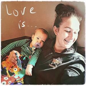 Meet your Posher, Olivia