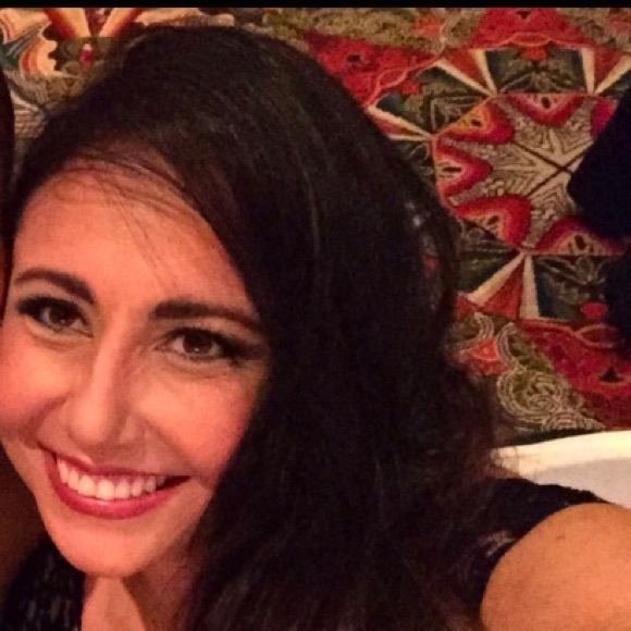 Meet your Posher, Sonia - Picture 1 of 1