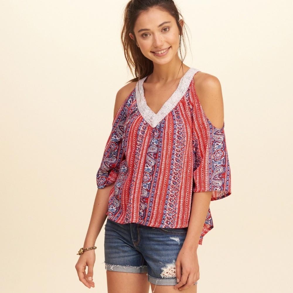 NWOT Hollister Cold Shoulder Top