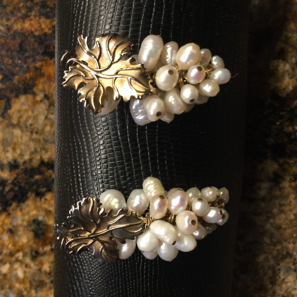 Pearl and gold earrings