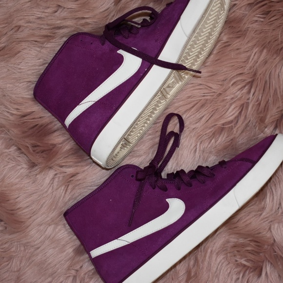 Nike Shoes - Purple Nike high top sneaker