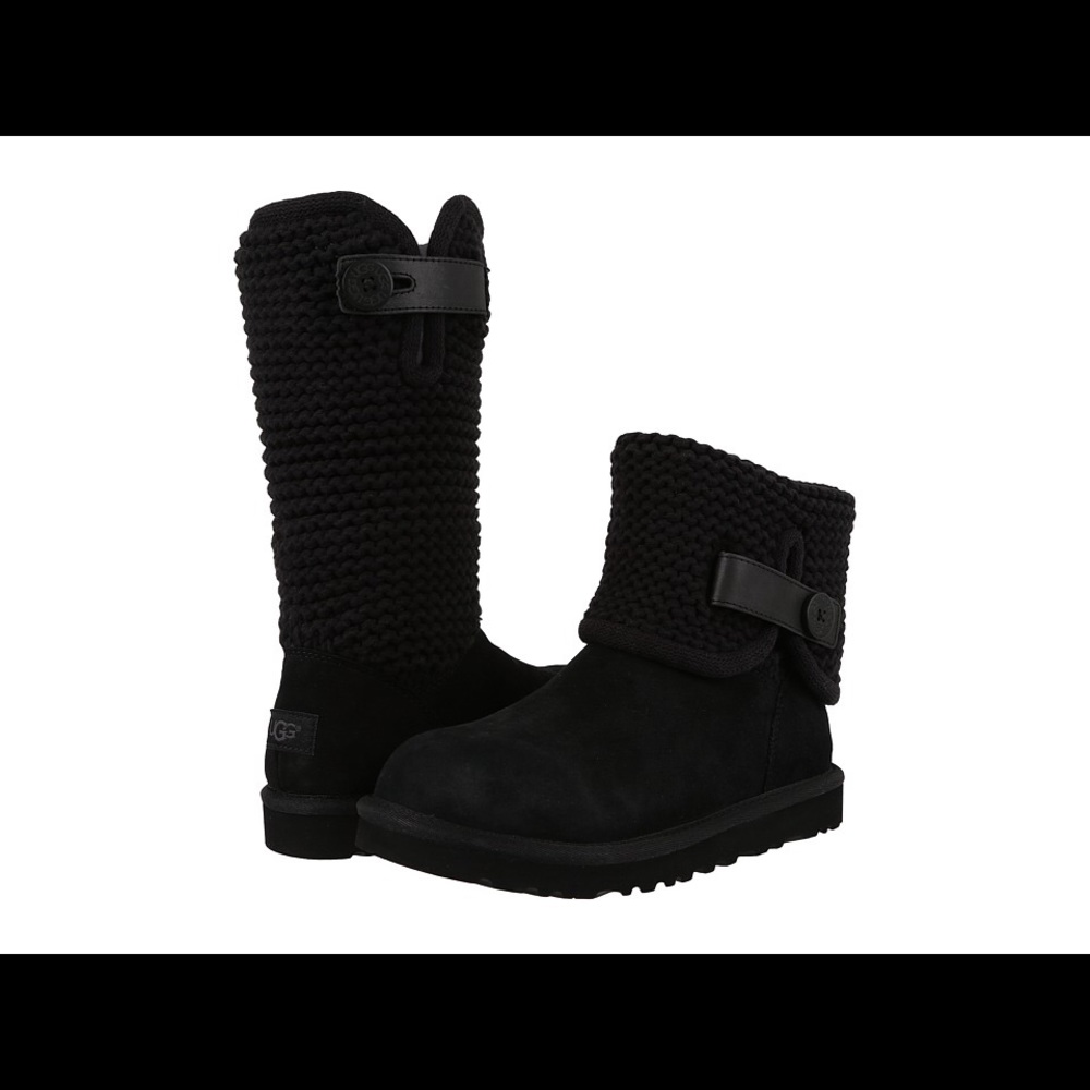 Women’s Ugg Shaina in Black!