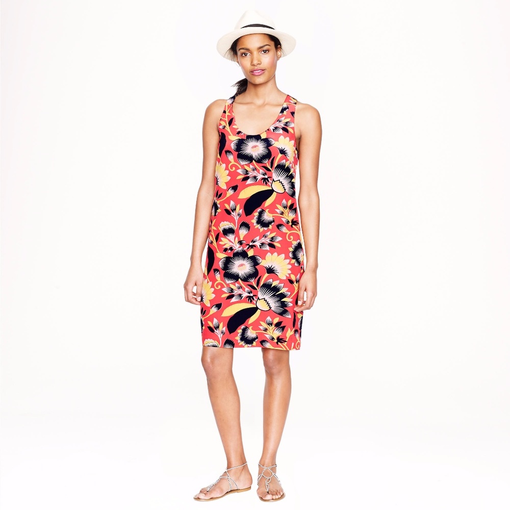 Twist-back silk dress in hibiscus floral dress