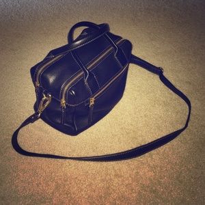 Fossil Black Leather Crossbody W/ Dual Compartment