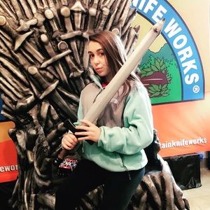 Meet your Posher, Summer