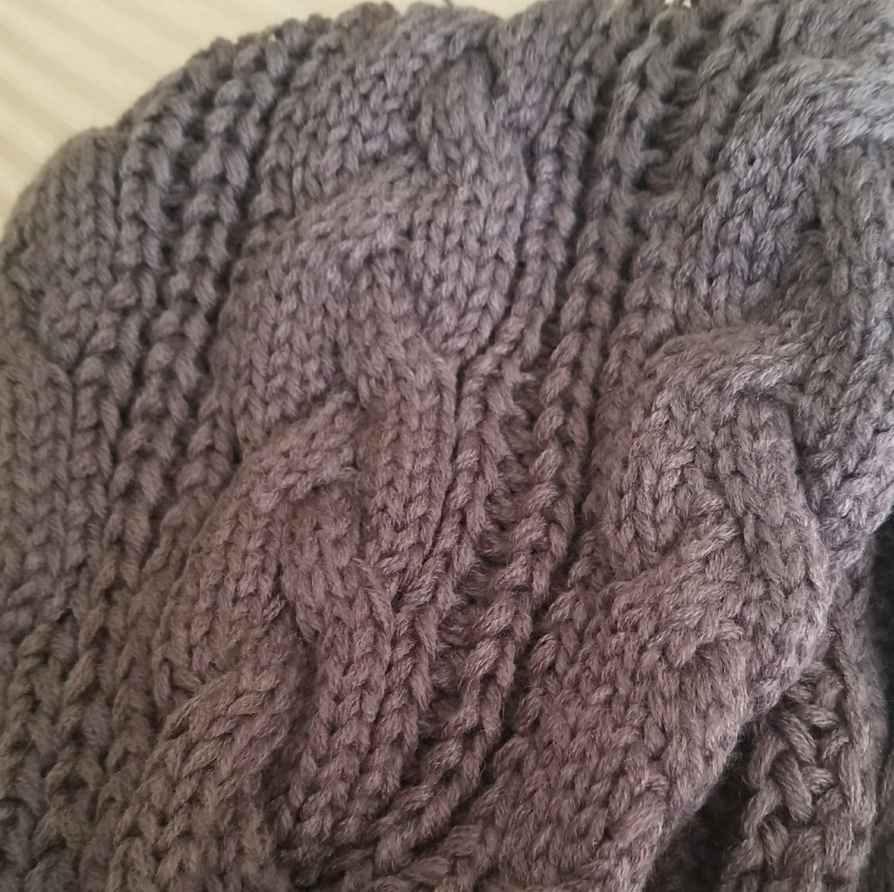 Gray Knit Infinity Scarf - Picture 6 of 6