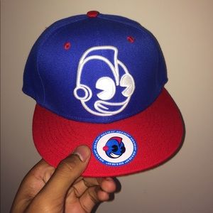 *RARE* Kid Robot hat