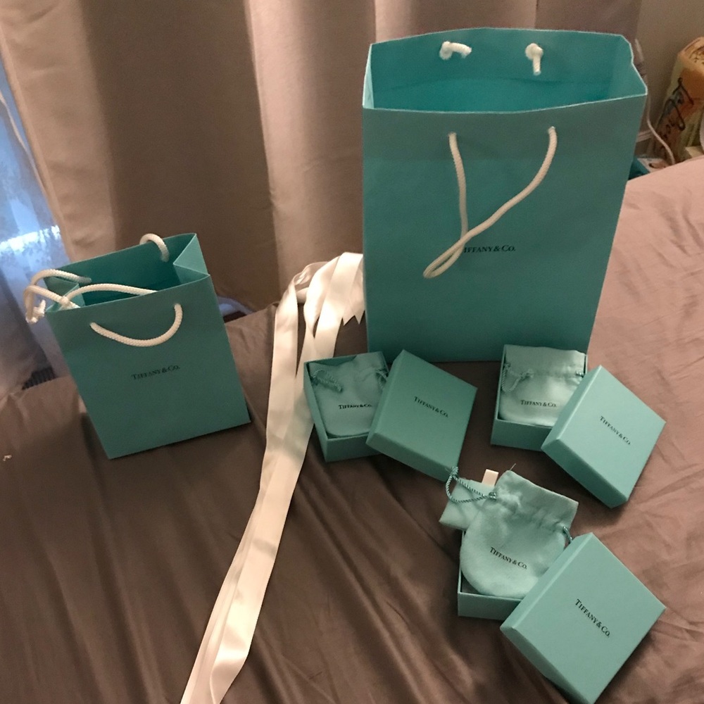 AUTHENTIC Tiffancy & Co Bags and Boxes w/ Ribbons