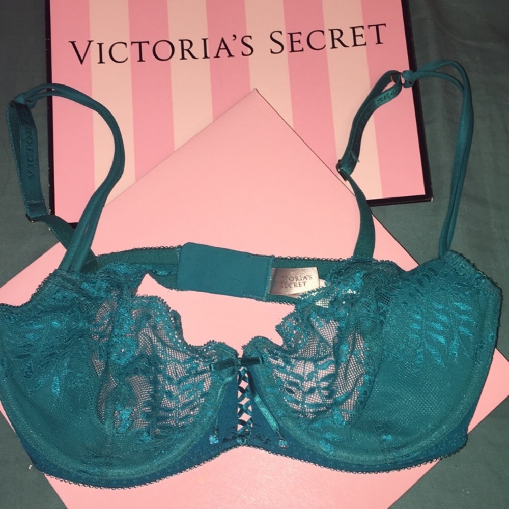 Victoria's Secret unlined demi