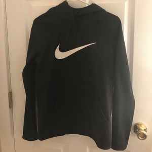 ❤️MAKE AN OFFER❤️Nike dri fit hoodie sweatshirt