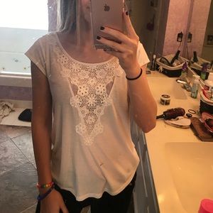 White American Eagle shirt