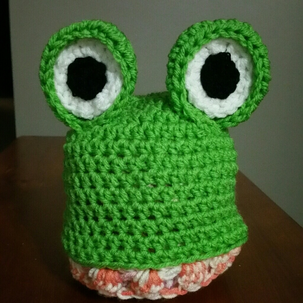 Crochet frog beanie