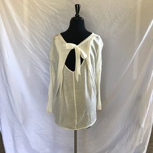 Creme long sleeved shirt