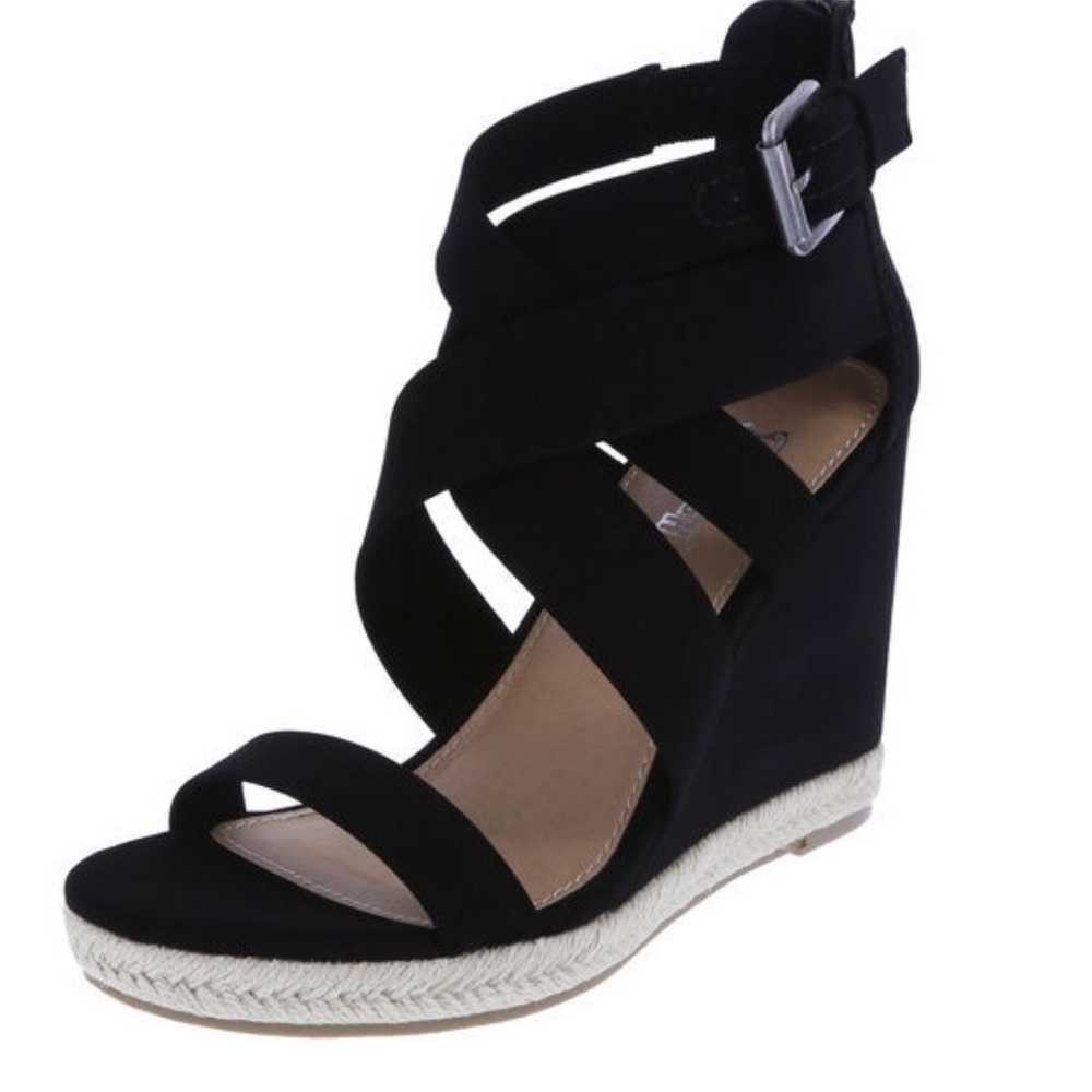 Beautiful black wedges