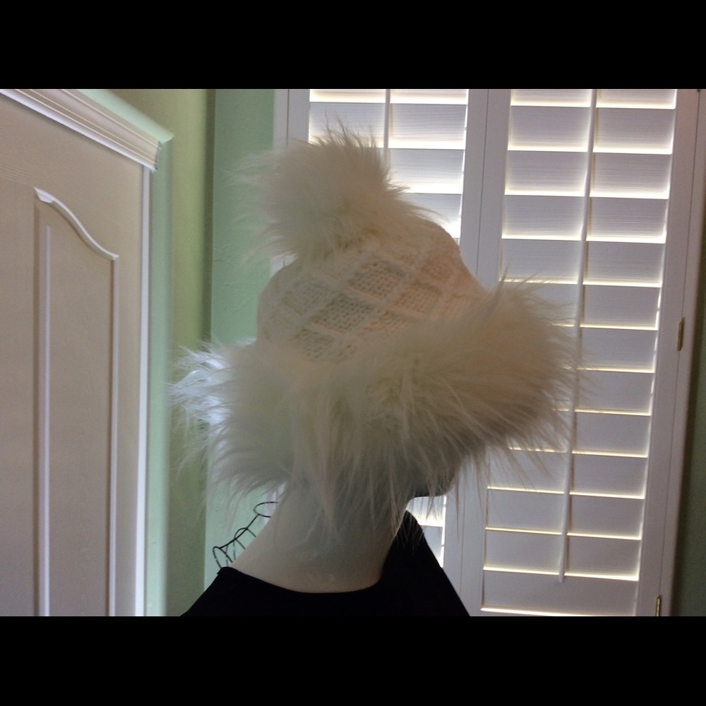 FASHION WINTER HAT - Picture 3 of 7
