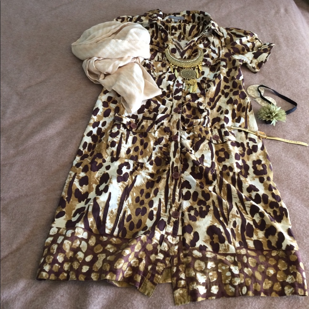 Price reduce to sell NY Col.  button down dress.