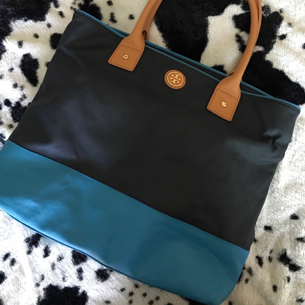 Tory burch
