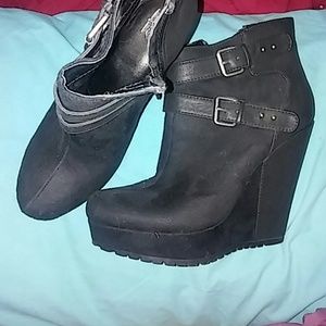 Black wedge booties