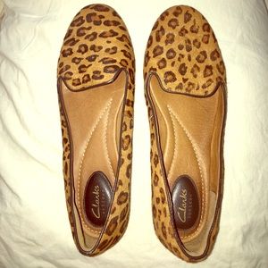 Clark's Cheetah Artisan Women's Flats Size 9