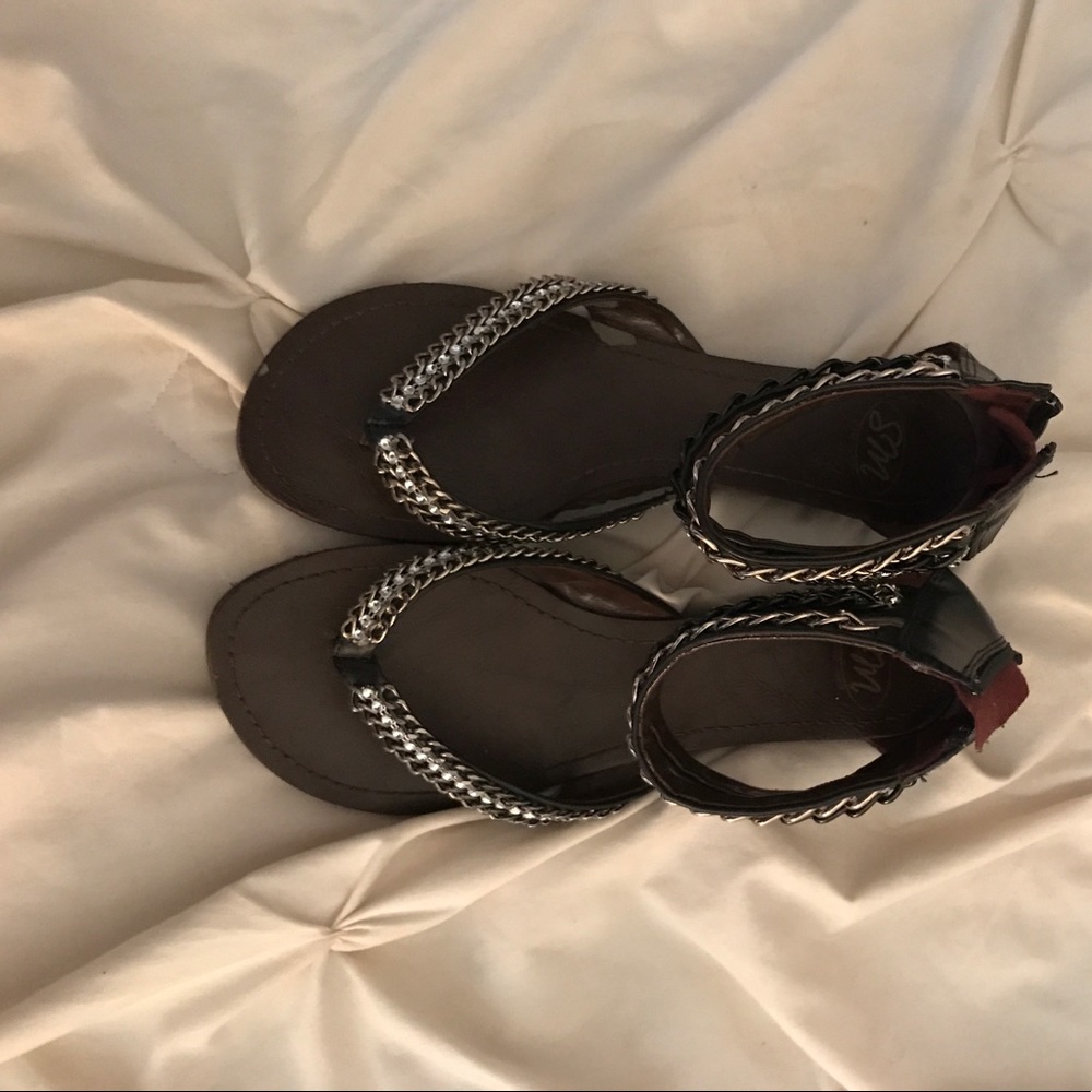 WET SEAL OPEN TOE SANDALS ZIP-UP