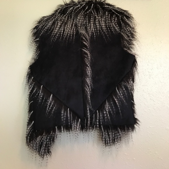 Fury vest❤️❤️❤️❤️ - Picture 3 of 4