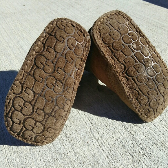 BABY INFANT UGG AUSTRALIA BOO BOOTS S/N 5206 - Picture 3 of 4