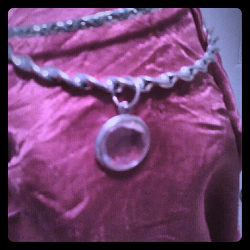 SILVER TWISTED METAL CHARM DROP BANGLE