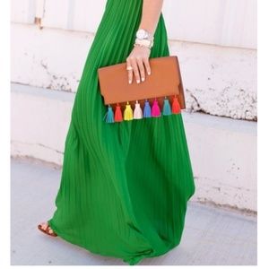 Green maxi pleated skirt