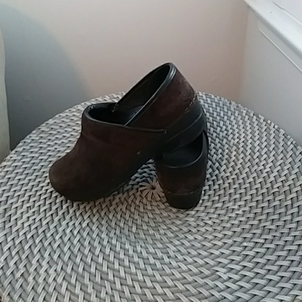 Danskos suede chocolate brown clogs