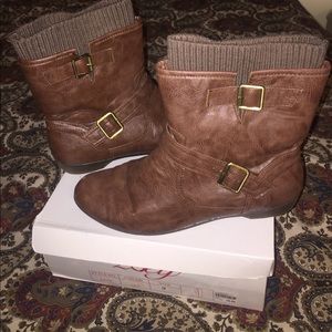 Brown booties size 8.5