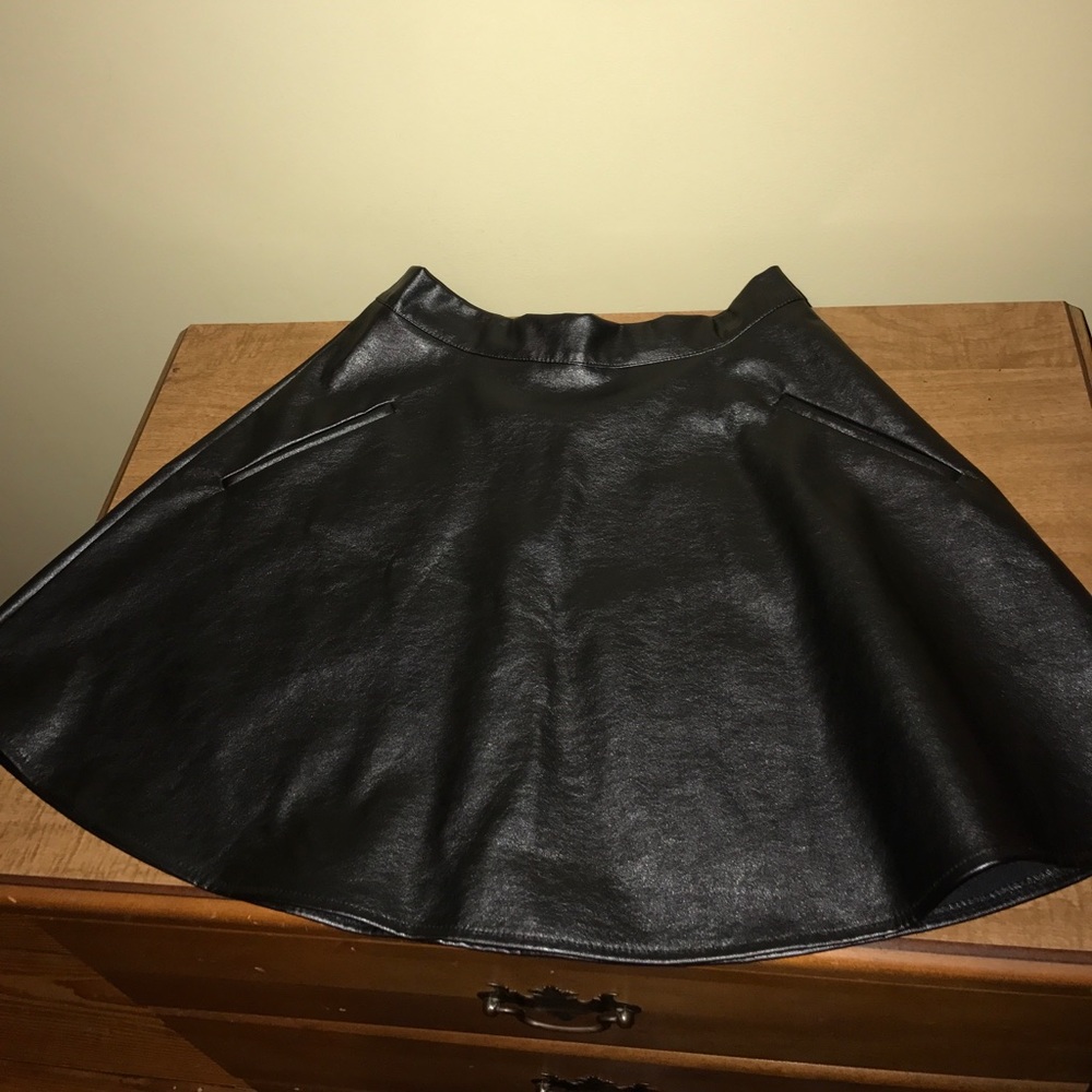 Leather skirt