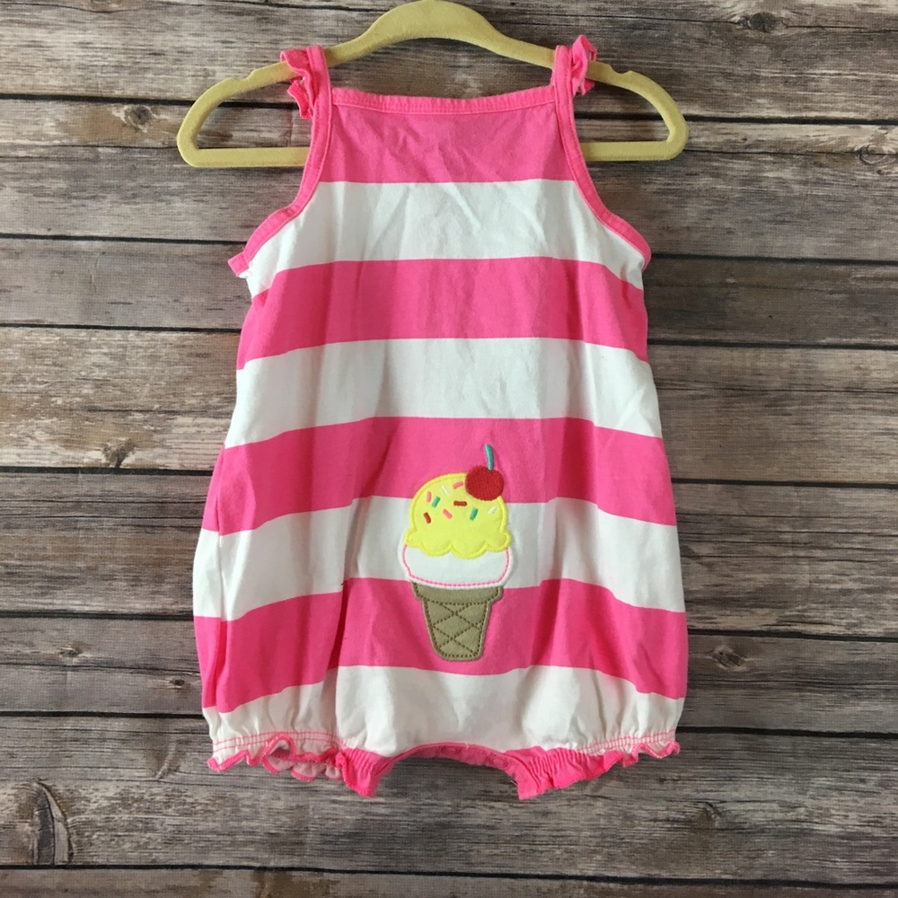 Infant girls Carter's outfit