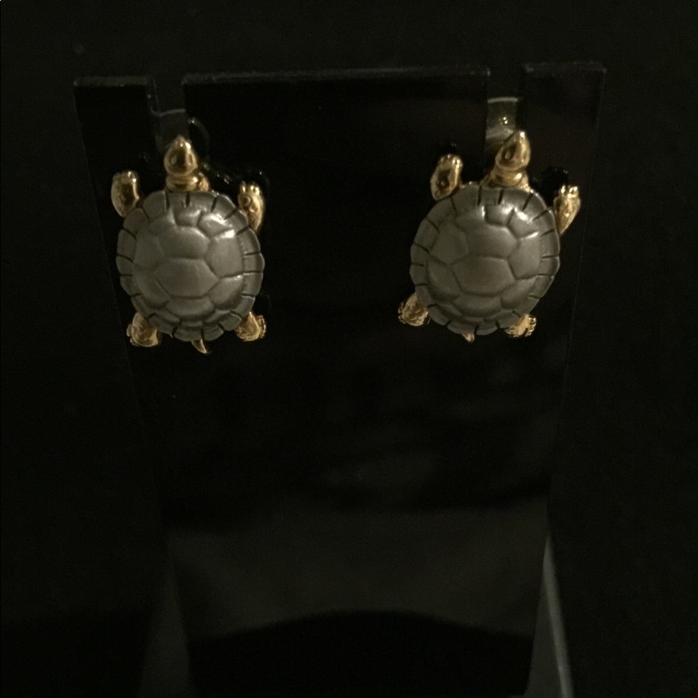 🐢 turtle earrings