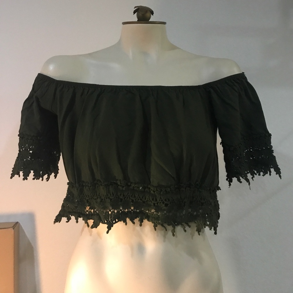 Crop top