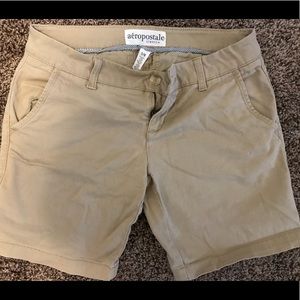 Aeropostale khaki capris