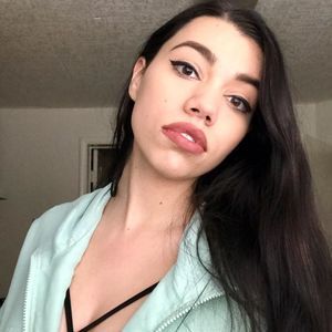 Meet your Posher, Raven