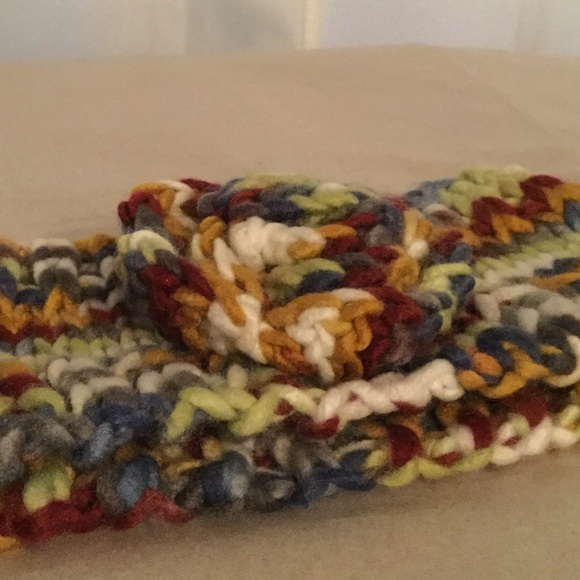 Multicolored flower headband 🌸 NWOT - Picture 4 of 5