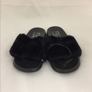 New faux fur black slides size 6