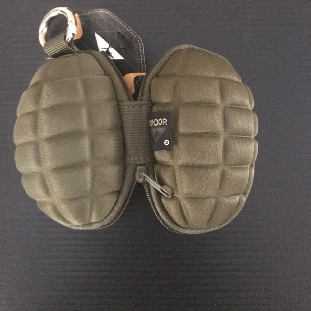 Grenade keychain pouch - Picture 4 of 4