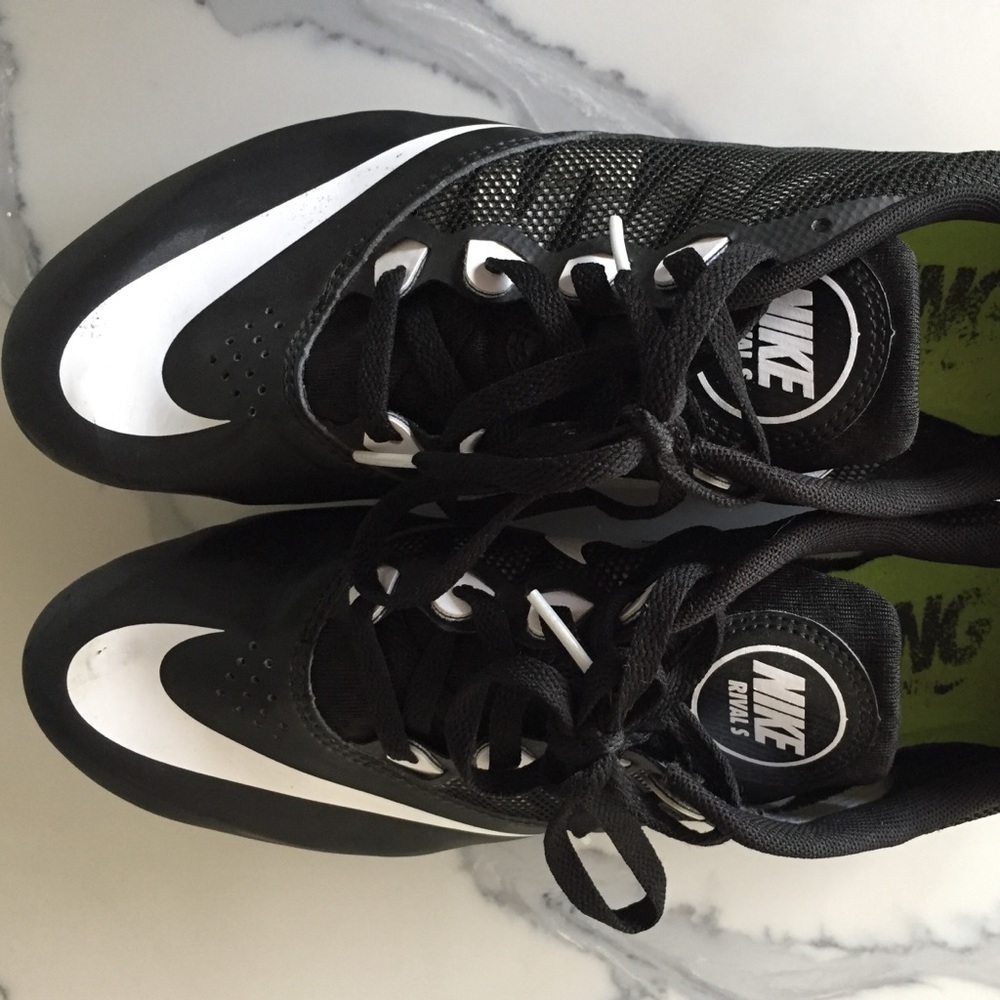 Nike Rival S Black & White Spikes