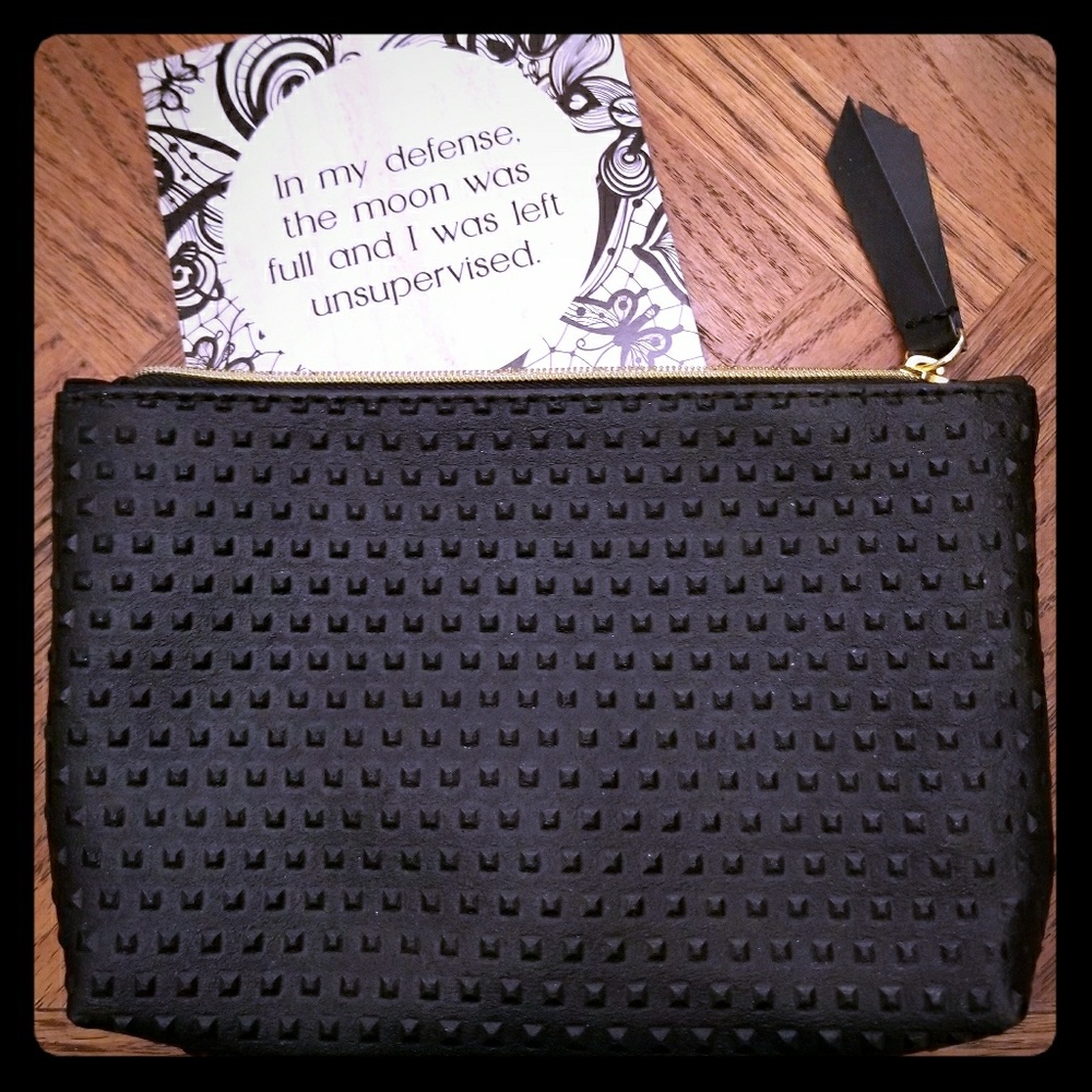 ♠️🌹 HP BEST IN MAKE-UP! 🌹 Black Make-Up Bag ♠️