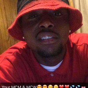 Meet your Posher, Devin