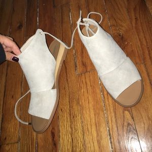 Kennith Cole Sandals