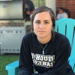 Meet your Posher, Ari