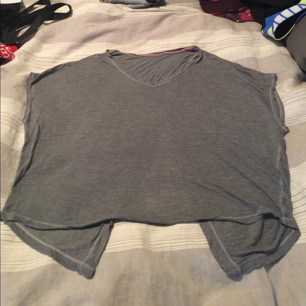 Size 6 Lulu soft oversized open back tee