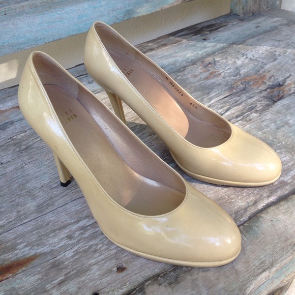 STUART WEITZMAN
PLATSWOON PUMPS - Picture 2 of 4