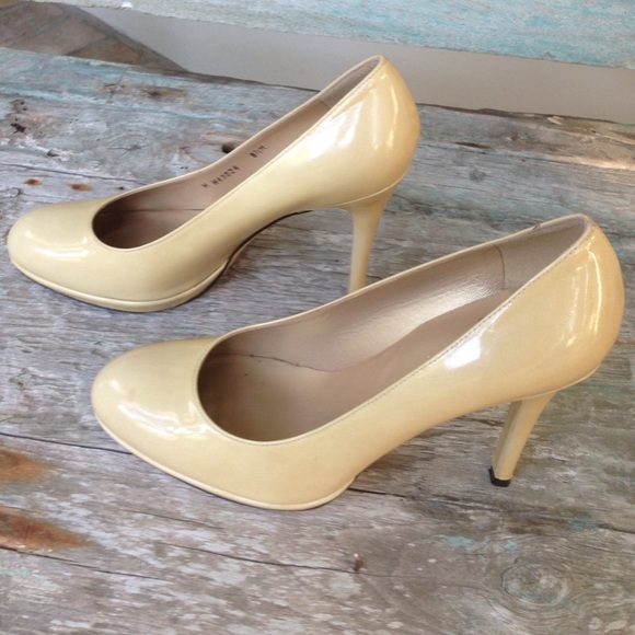 STUART WEITZMAN
PLATSWOON PUMPS - Picture 4 of 4