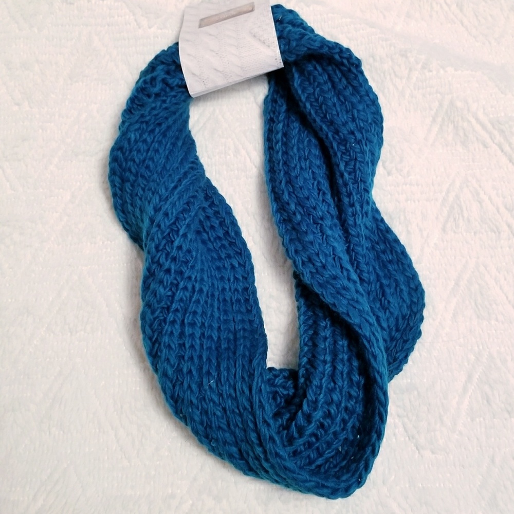 Blue green knit infinity scarf